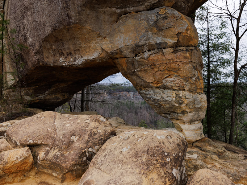 The smaller arch at Sky Bridge.
